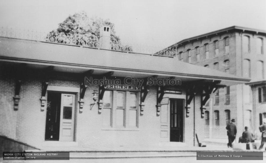 Postcard: Railroad Station, Berkeley, Rhode Island